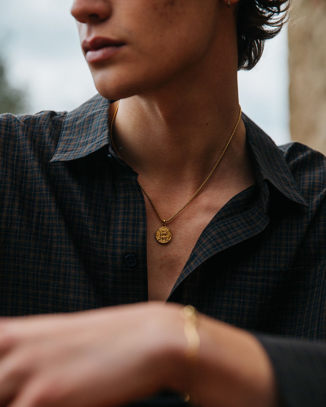 Saint Necklace, Gold