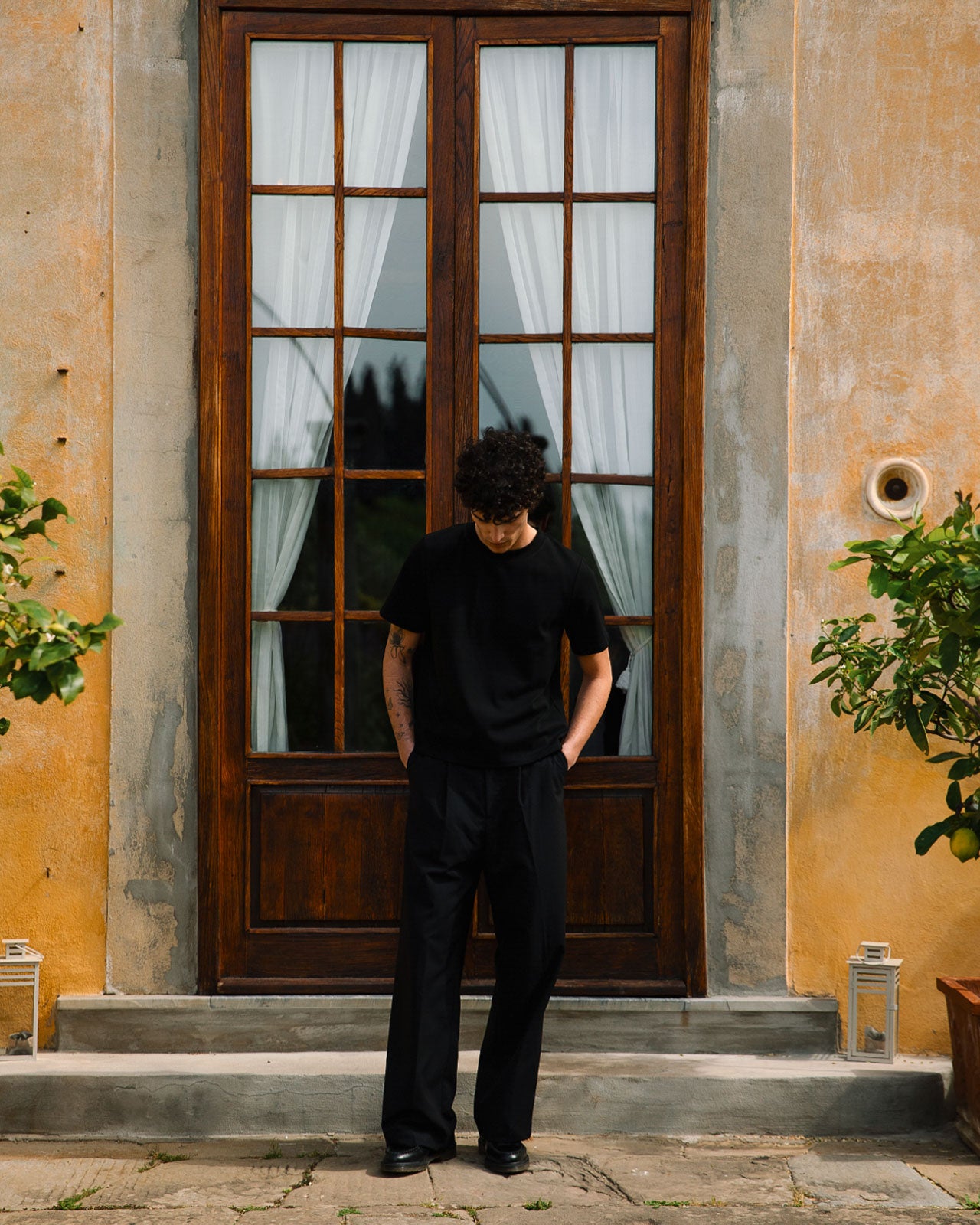 Daniel - Black